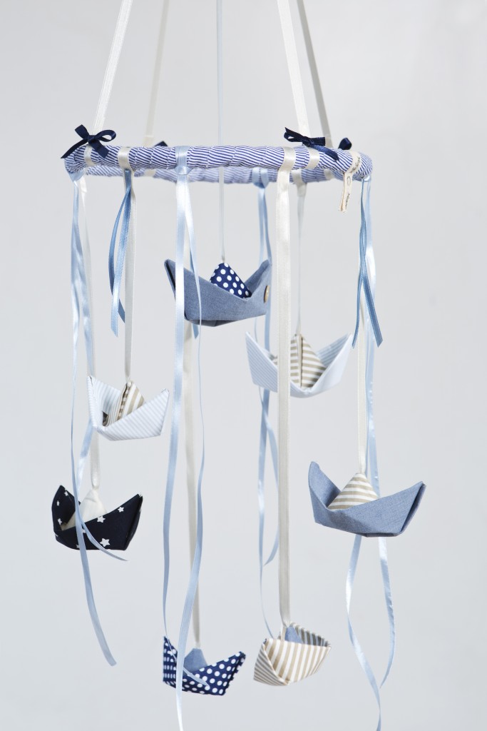 baby mobile 2B boats
