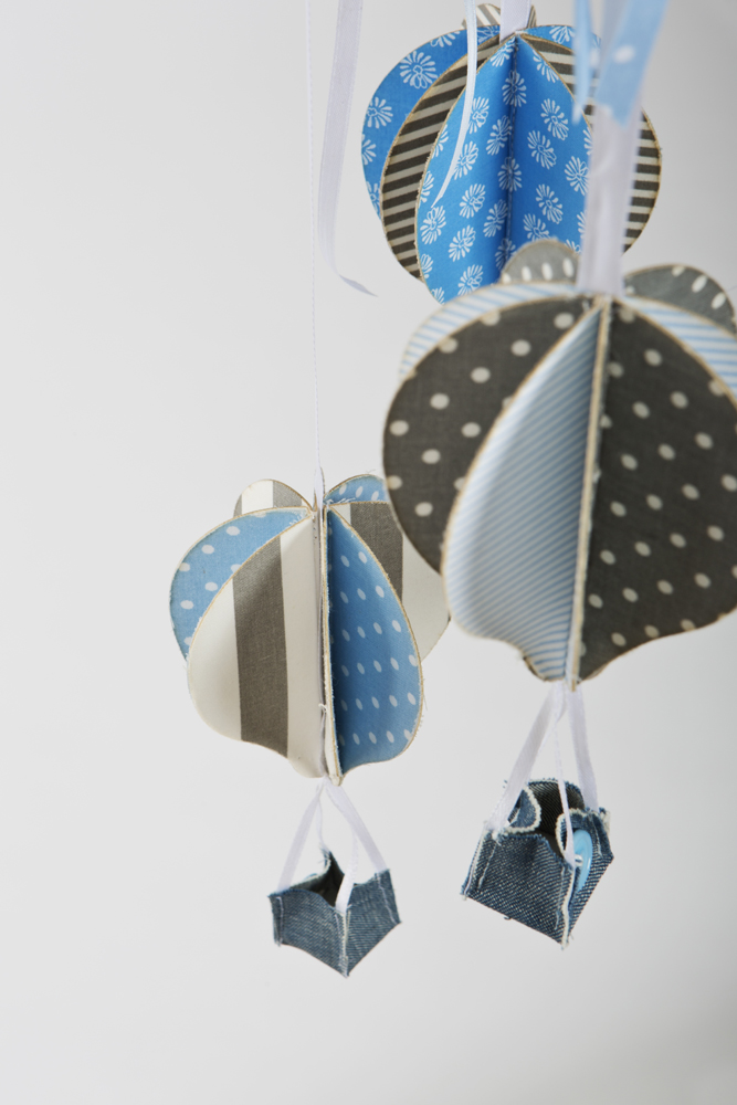 baby mobile hot air balloons
