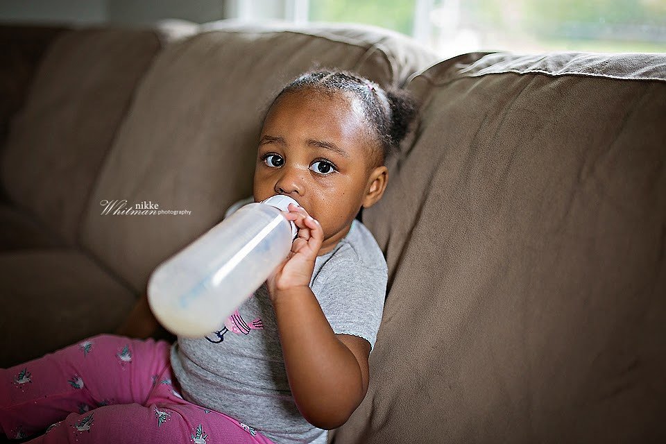 Bottle-Feeding-Baby-Photos (2)