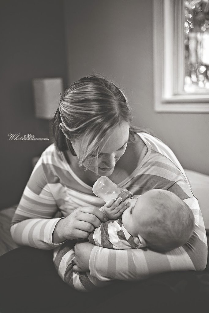 Bottle-Feeding-Baby-Photos (6)