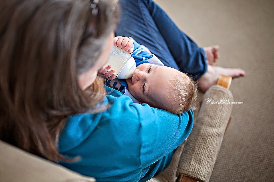 Bottle-Feeding-Baby-Photos (7)